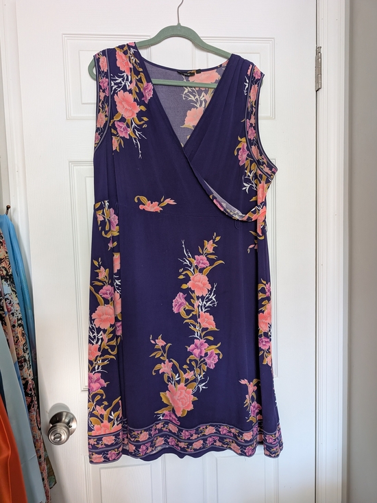 Apt. 9 Dresses & Skirts - Apt 9 Floral Wrap-Front Sleeveless Dress - Purple with Pink Floral 1X